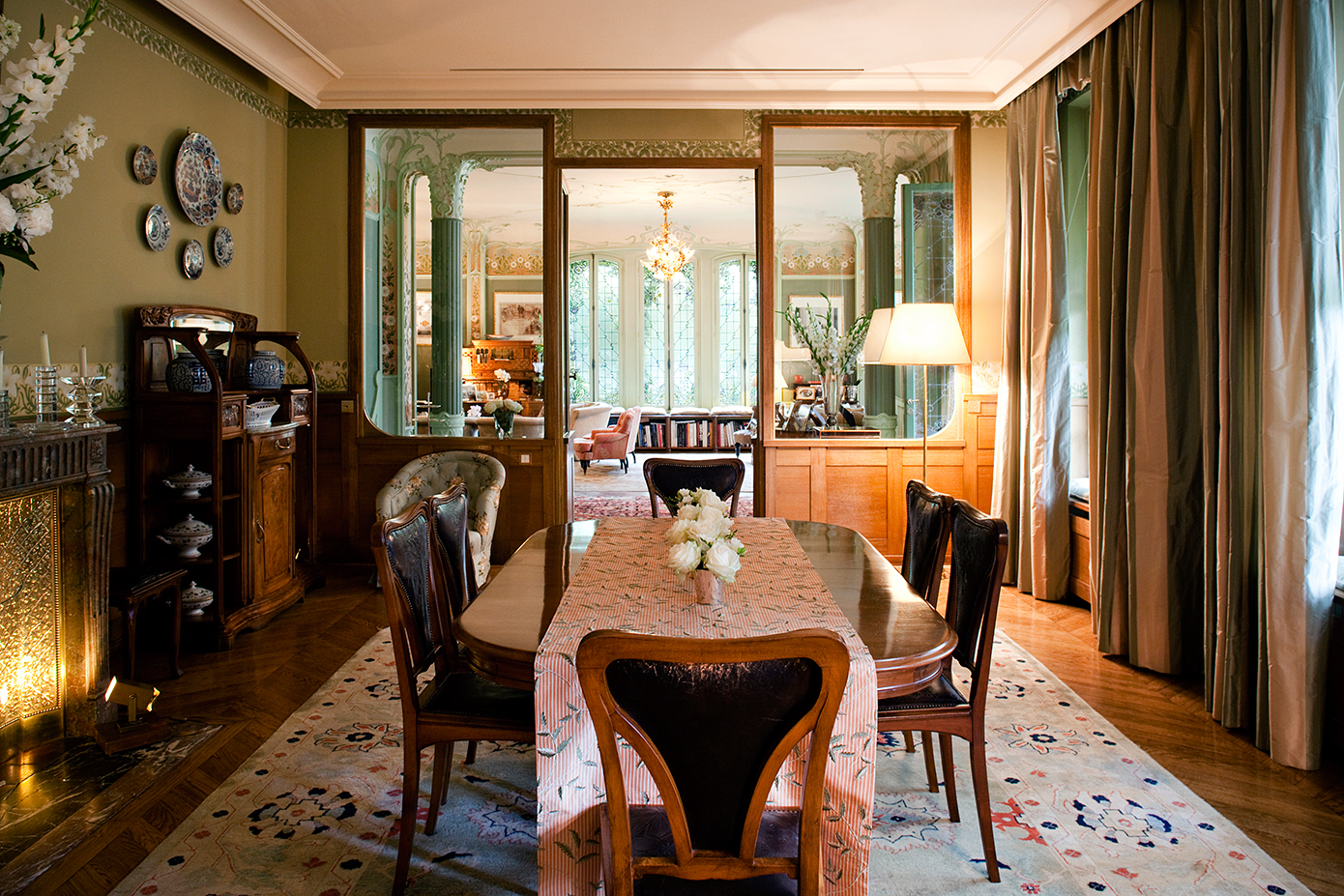 La maison de famille de Louis Vuitton à Asnières, c'est un voyage dans le  temps - Le Parisien